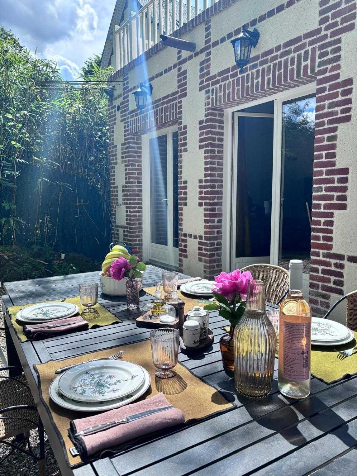 Holiday home Exceptional 5 Bedroom House Near The *