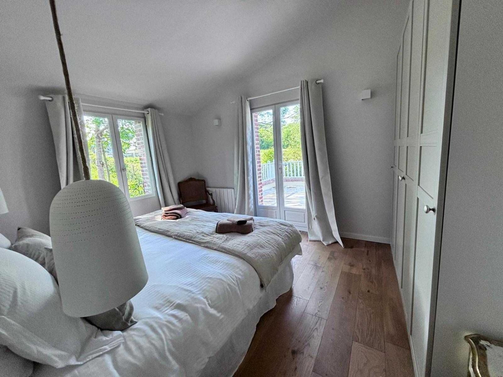Exceptional 5 Bedroom House Near The Trouville-sur-Mer